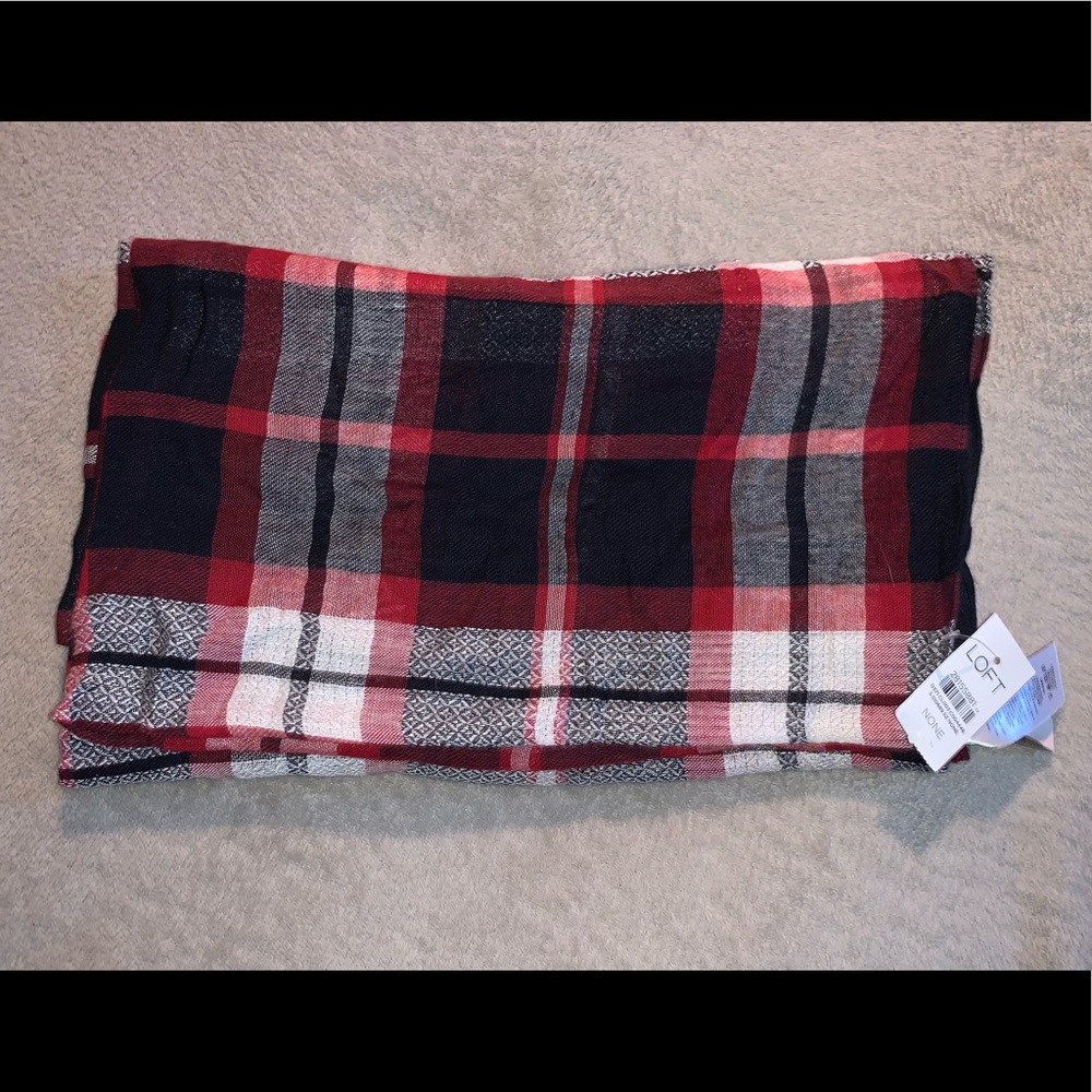 LOFT scarf